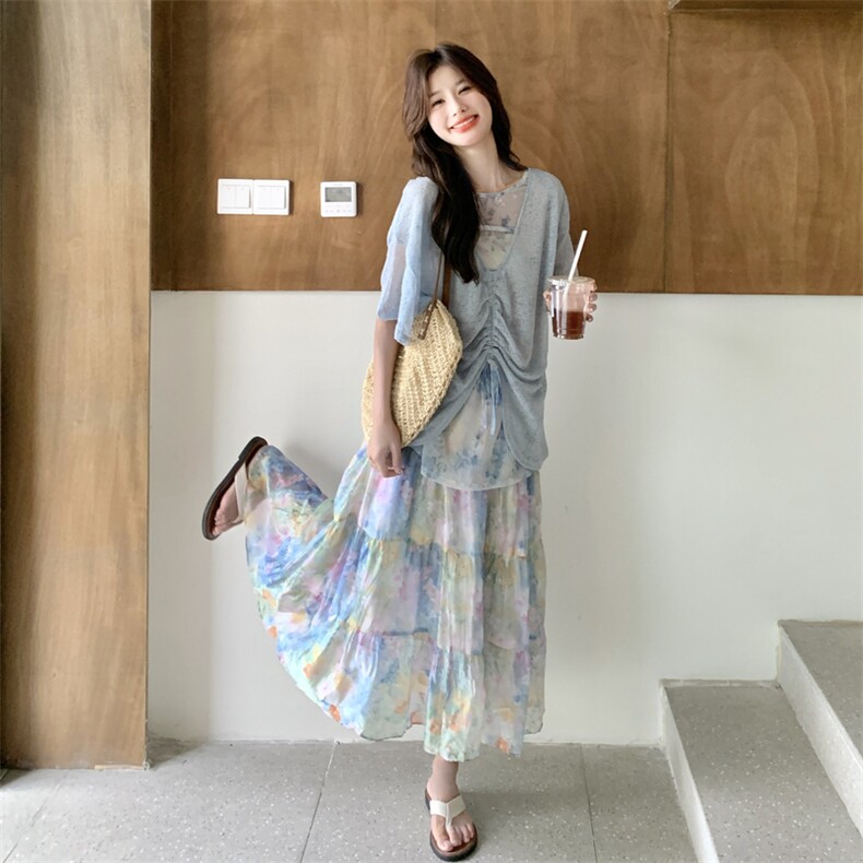 雾霾蓝T恤碎花半身裙套装女夏2025新款两件套韩里韩气爆款流行,女装套装/套裙,2C115