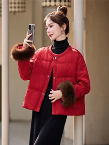 现货。现货。2026年冬季短款真狐狸毛羽绒服图片