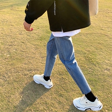 蓝色