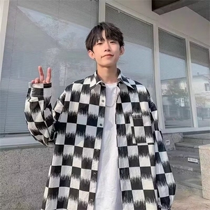 棋盘格衬衫男潮春季美式暗黑系潮流黑白格纹衬衣潮嘻哈休闲外套图片