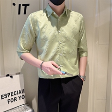 绿色
