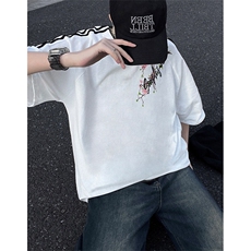 白色