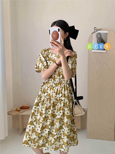 2025新款碎花连衣裙时尚百搭日常女图片