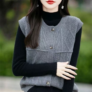 2025年秋季女士扣子开衫马甲图片
