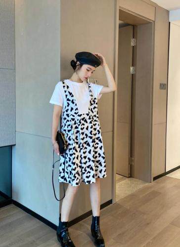 连衣裙，女装连衣裙，露彩