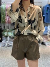 2022秋季新款休闲宽松显瘦气质百搭印花衬衫，女装衬衫，L·H·X