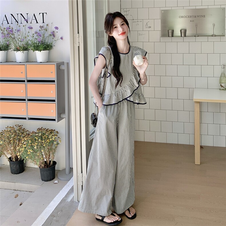 阔色荷叶边背心休闲裤子条纹两件套2025夏季新款韩版度假风套装,女装套装/套裙,2D041