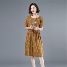 2021年夏季通勤韩版中长款a字裙40-49周岁高腰圆领短袖套头裙子，女装连衣裙，伊满意