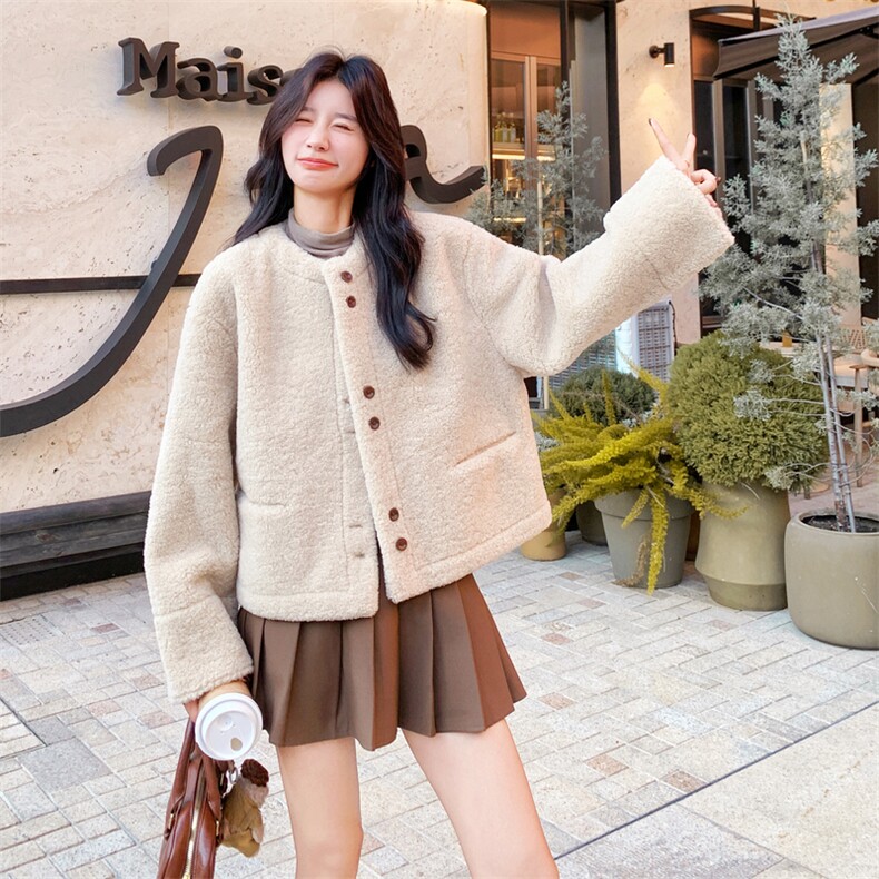 竞品毛呢外套,女装短外套,2B187
