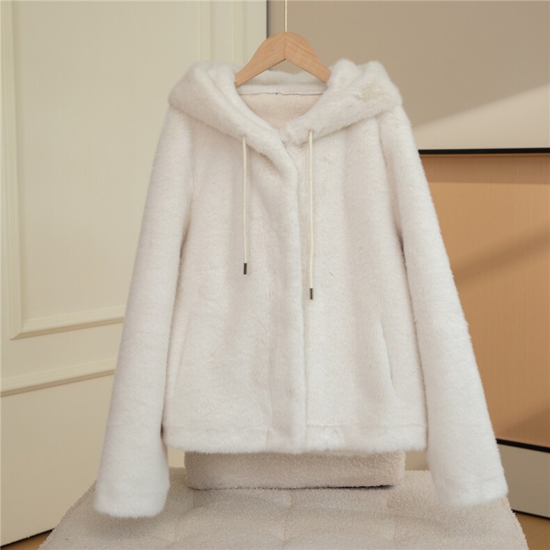 2025新款女士时尚外套潮流，女装羊羔毛/颗粒绒，雪菲羊绒
