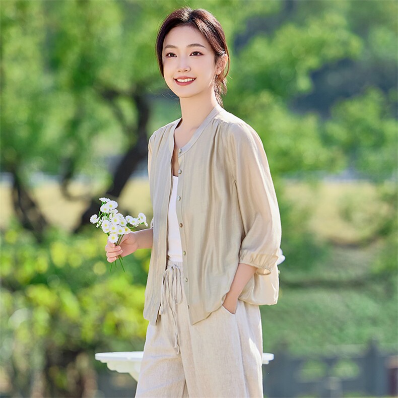 2026年春季文艺风女宽松亲肤透气常规长袖外套，女装衬衫，江南依恋