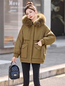 羊羔毛内胆派克服图片