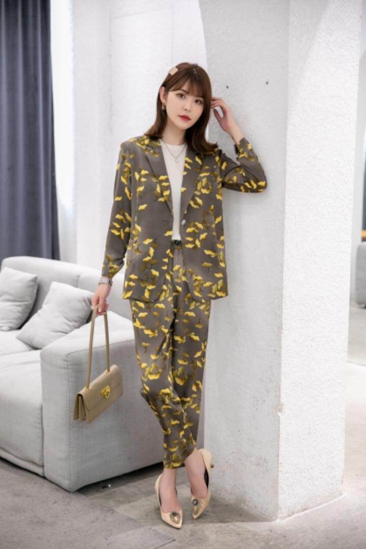 2021秋装套装时尚，女装职业装，恋语随风