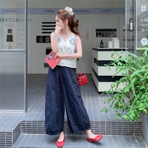 女童灯笼裤夏季2025新款洋气中大童宽松百搭薄款肌理感速干阔腿裤图片