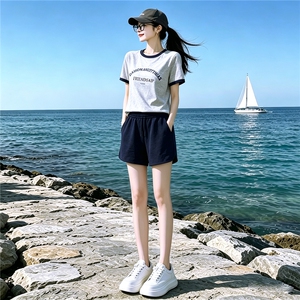 休闲时尚运动套装女夏新款圆领字母印花短袖上衣蓝色短裤两件套潮图片