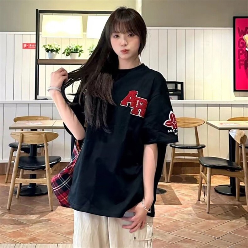 万针全刺绣工艺抖音得物高品质260克重磅纯棉双纱美式高街短袖T恤图片
