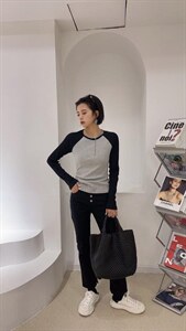 秋季新款拼色长袖T恤打底衫图片