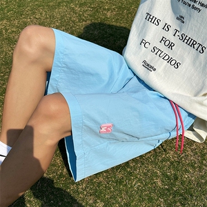 蓝色多巴胺短裤男冰丝速干夏薄款泳裤情侣潮牌休闲可下水沙滩裤子图片