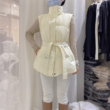 90白鸭绒百搭显瘦羽绒马甲，女装马甲，郭郭家