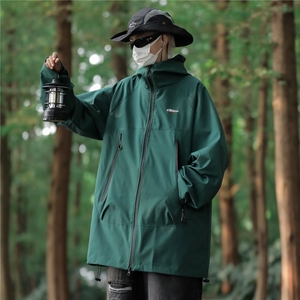 冲锋衣外套男春秋季户外防风防水登山服高街痞帅潮牌宽松连帽夹克图片
