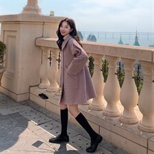做货中8511B-8022020冬季新款中长款毛呢外套，女装毛呢外套，惟卡贝娜