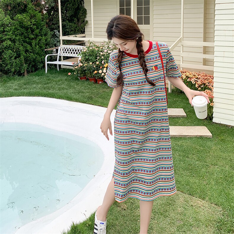 现货彩色条纹宽松休闲撞色刺绣懒拥风连衣裙2928P110K168,女装连衣裙,2C029