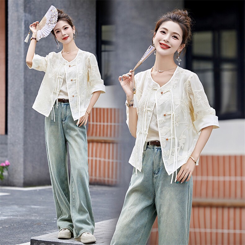 米白色小香风刺绣薄款外套女2024春夏新款名媛气质流苏盘扣防晒衣，女装防晒衣，伊仟回