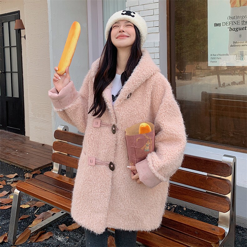 现货2026年冬装新款甜美减龄连帽皮毛一体外套2C135-6855P215K318,女装皮草,2C135