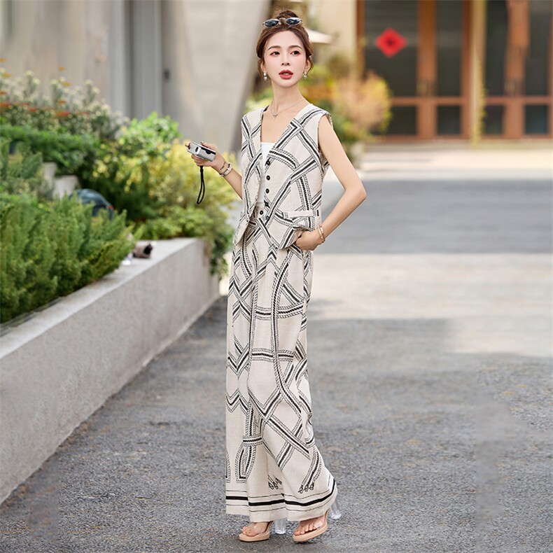 复古印花棉麻套装女夏2025新款洋气无袖马甲短袖T恤阔腿裤三件套,女装套装/套裙,布芭啦