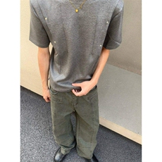 深灰色