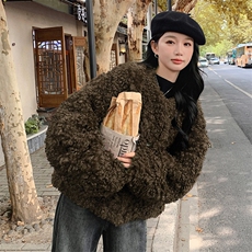 咖啡色