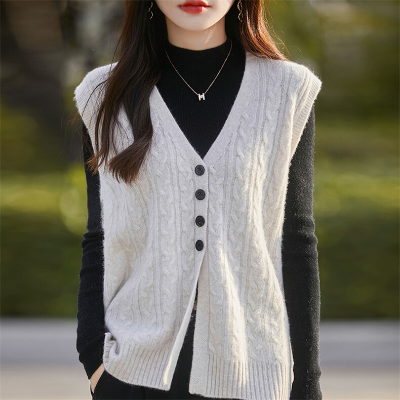 2024年秋季显瘦时髦百搭简约系扣羊毛马甲,女装马甲,冀清阳荣