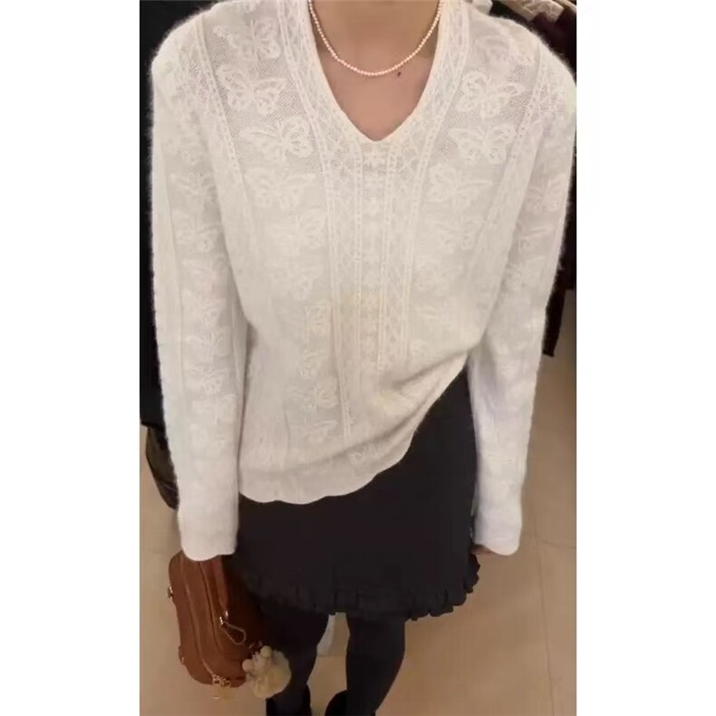 气质修身显瘦女士V领加蕾丝打底衫,女装蕾丝衫/雪纺衫,百纯羊绒
