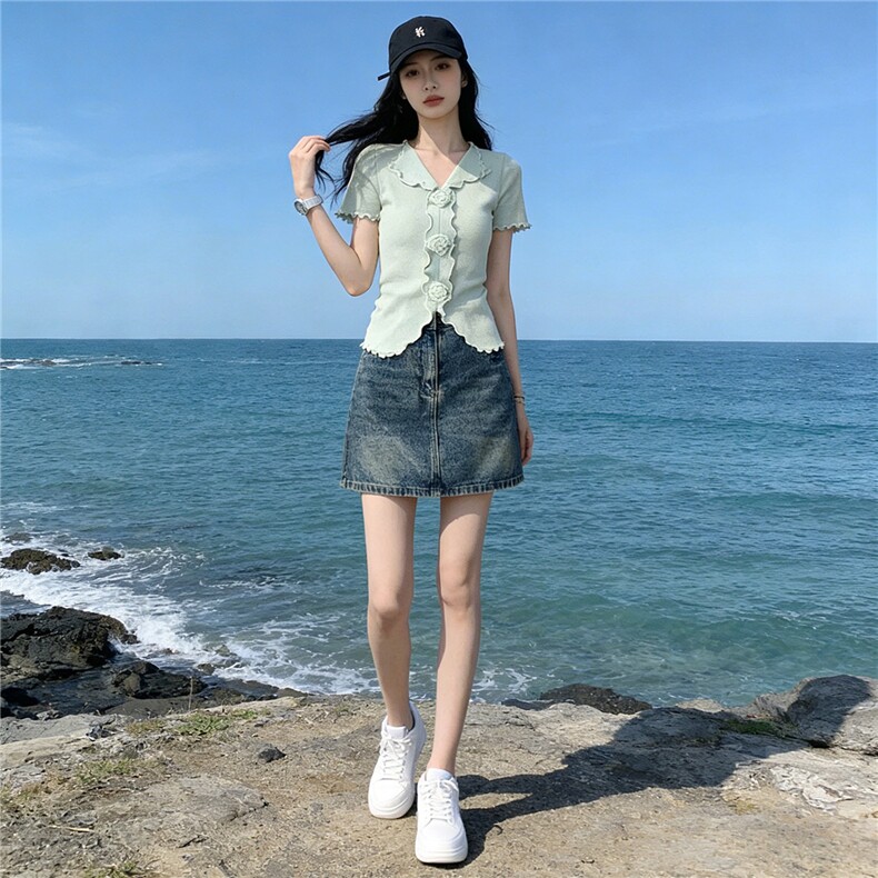 高级感时尚气质女夏新款套装立体花朵短袖上衣显瘦牛仔短裙两件套,女装套装/套裙,江南