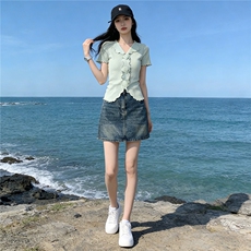 高级感时尚气质女夏新款套装立体花朵短袖上衣显瘦牛仔短裙两件套，女装套装/套裙，江南