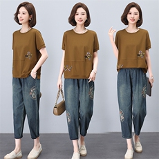 2025年夏季遮肉刺绣圆领套头T恤刺绣牛仔小脚裤套装，女装套装/套裙，简韵佳