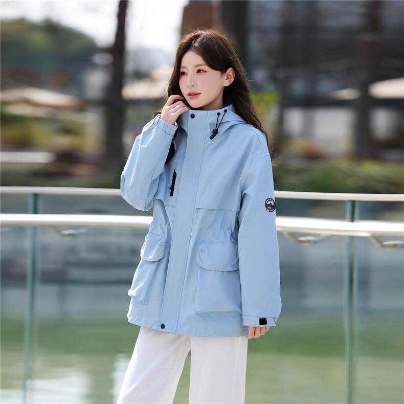 防水冲锋衣女中长款2026春秋新款宽松收腰连帽工装风衣外套潮,女装短外套,鑫源服饰