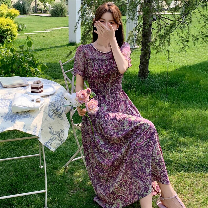 2025年夏季新款法式高级感茶歇精致收腰显瘦碎花连衣裙,女装连衣裙,心心服饰