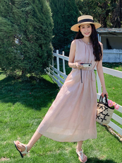 现货2025新款简约时尚超仙气质无袖连衣裙，女装连衣裙，欧米莱