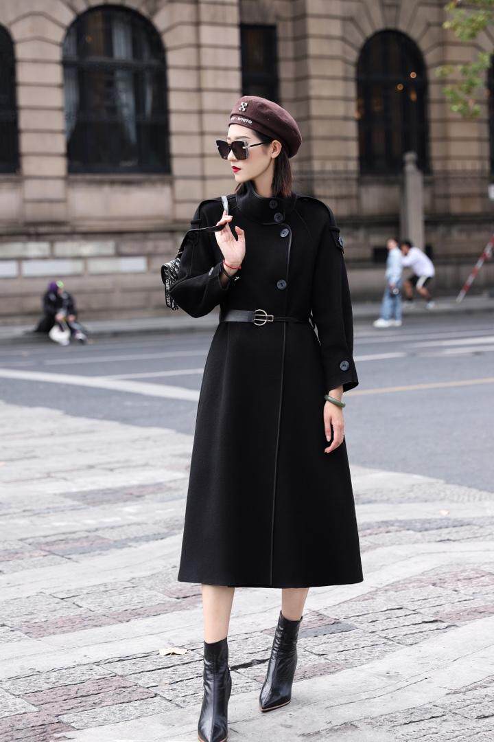 双面尼大衣看这里，做大衣我们是专业的，其它，澳洛菲