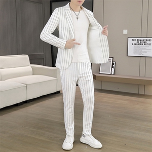 T910-P120  秋装时尚男士条纹西服两件套装职业装正装礼服图片