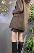 2021秋季新款四粒扣双层领休闲显瘦西装外套，女装西装，L·H·X