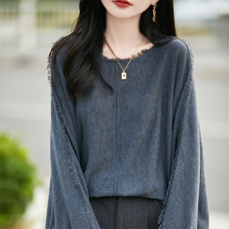 秋新款圆领精纺羊毛衫女套头针织衫时尚宽松蝙蝠衫打底衫毛衣薄款,针织衫/毛衣,总能电商供货