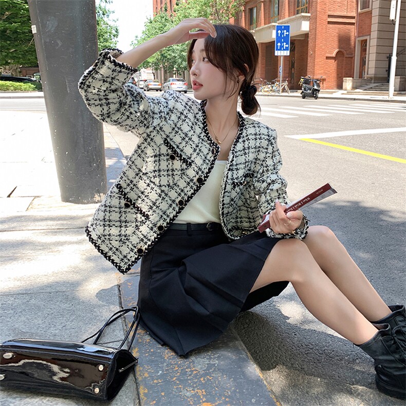 2023年秋季新款短款小香风外套82382-P155-K208,女装短外套,辉之琳