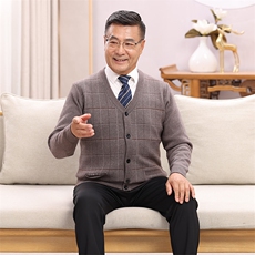 秋冬季舒适亲肤透气大码坚格款长袖针织衫开衫男装，男装针织衫/毛衣，亚东羊绒制品