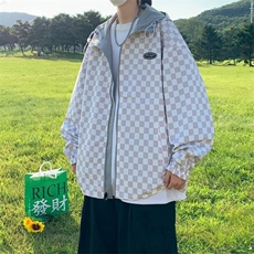 灰色