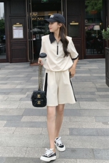 现货~新款上新！撞色设计短袖短款两件套190-82359-P120-K178，女装套装/套裙，一九零