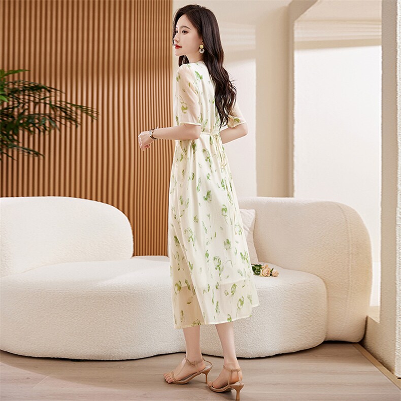 高级感连衣裙女2023新款夏中国风裙子40岁中年妈妈35一45洋气减龄,女装连衣裙,牡丹诺