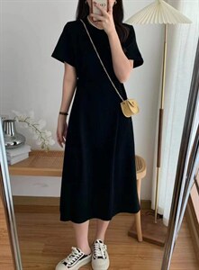 现货 两颗扣显瘦连衣裙图片