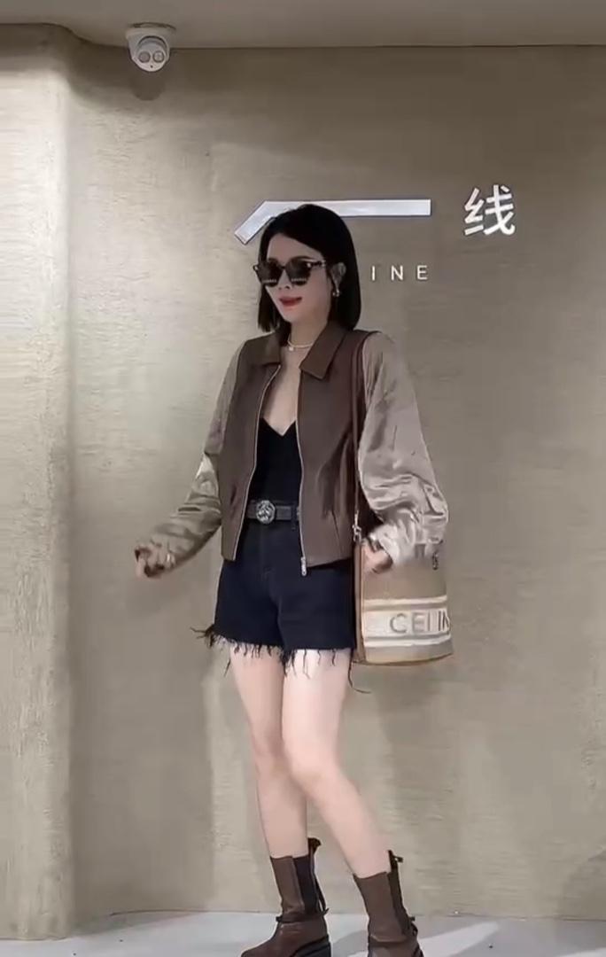 2022年春季新款欧货时尚拼间款短款皮衣外套,女装皮衣,L·H·X